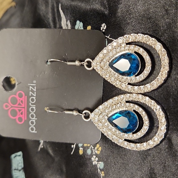 paparazzi Jewelry - Paparazzi Turquoise Rhinestone Earrings